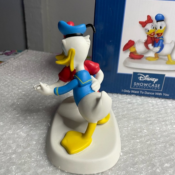 Precious Moments Disney I Only Want to Dance with You Figurine - Picture 4 of 8